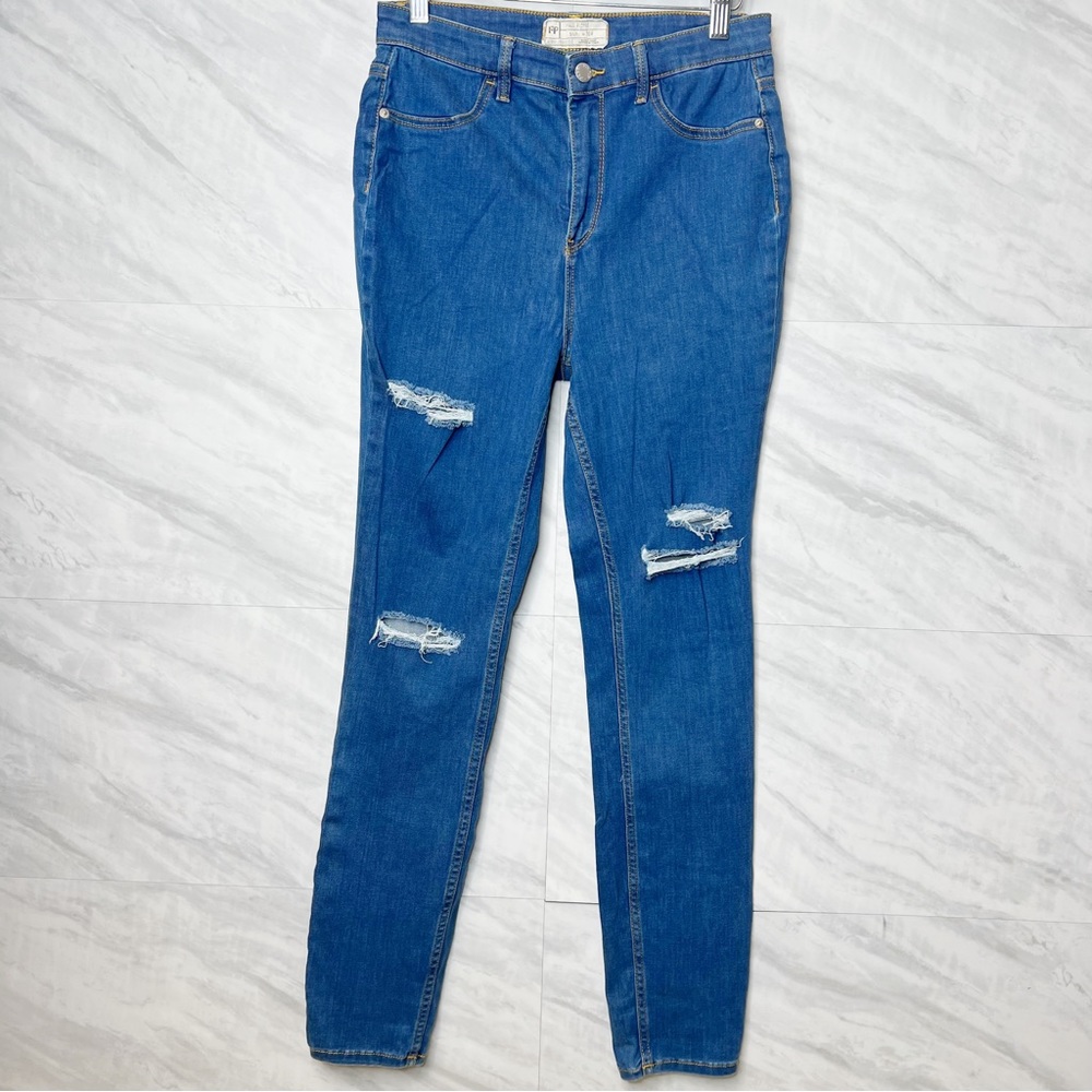 Free People Distressed Skinny Jeans 30R